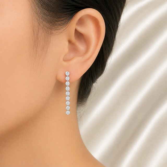 Modern Late 20th Century 18K White Gold Estate Diamond Line Drop Earrings, Pair For Sale - Image 3 of 3