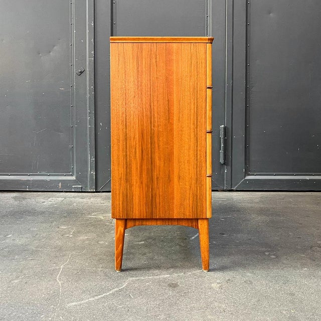 Mid-Century Chest of Drawers For Sale - Image 13 of 18