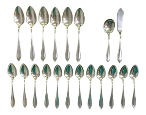 Antique 'Community Silver Triple Plus' Spoon Set- Set of 20