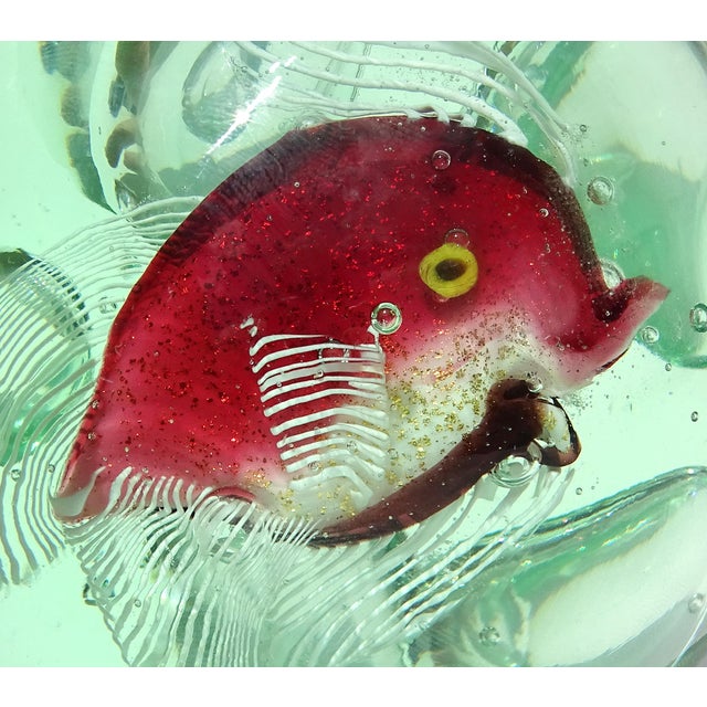 Mid-Century Modern Murano Red Purple Gold Leaf Fish Large Bubbles Italian Art Glass Green Uv Reactive Paperweight, Cenedese Barbini For Sale - Image 3 of 9