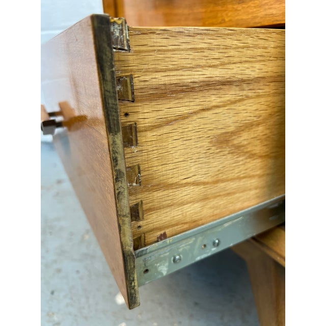 Goldenrod Unique Mid-Century Nightstands With Sculpted Pulls, A Pair For Sale - Image 8 of 10