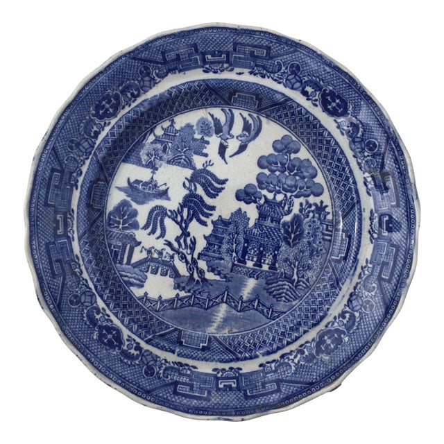 Early 19th Century Blue & White Willow Pattern Plate For Sale