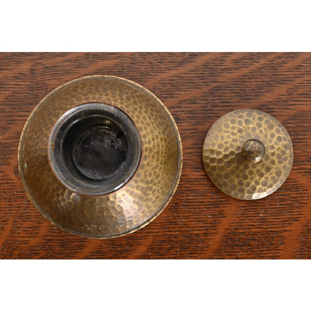 Roycroft Arts & Crafts Hammered Brass Over Copper Inkwell For Sale In South Bend - Image 6 of 12