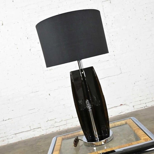 Mid-Century Modern Smoke Gray/Grey Lucite and Chrome Table Lamp New Black Drum Shade For Sale - Image 12 of 13