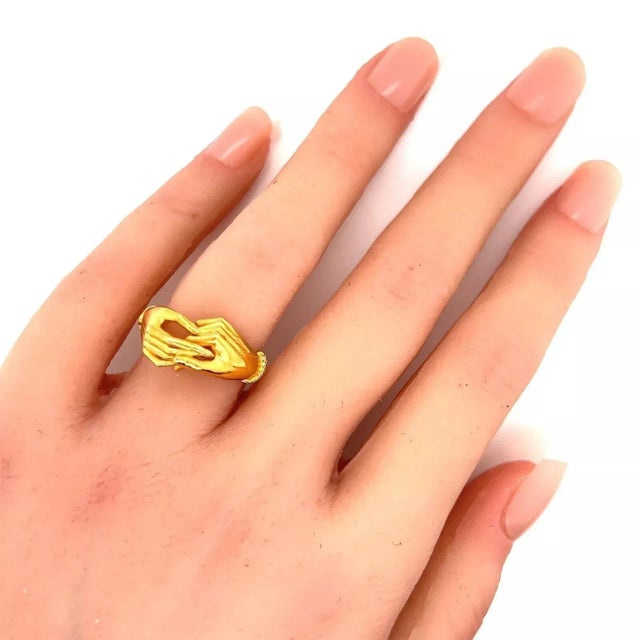 Contemporary Carrera Y Carrera 18k Yellow Gold Emerald His & Her Hands Ring, Size 5.5 For Sale - Image 3 of 10