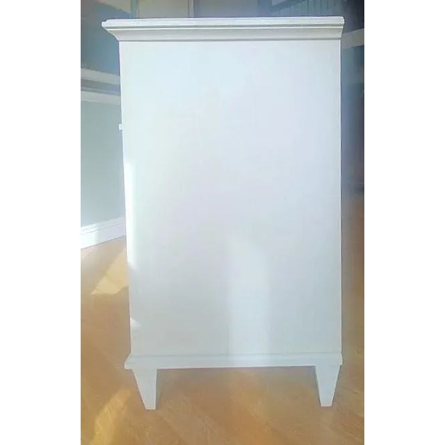 Swedish Gustavian Antique White Double Dresser by Ethan Allen For Sale In Los Angeles - Image 6 of 10
