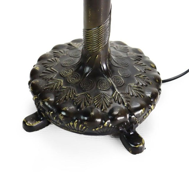 Early 20th Century Early 20th Century Tiffany School Floral Leaded Stained Glass Table Lamp For Sale - Image 5 of 15