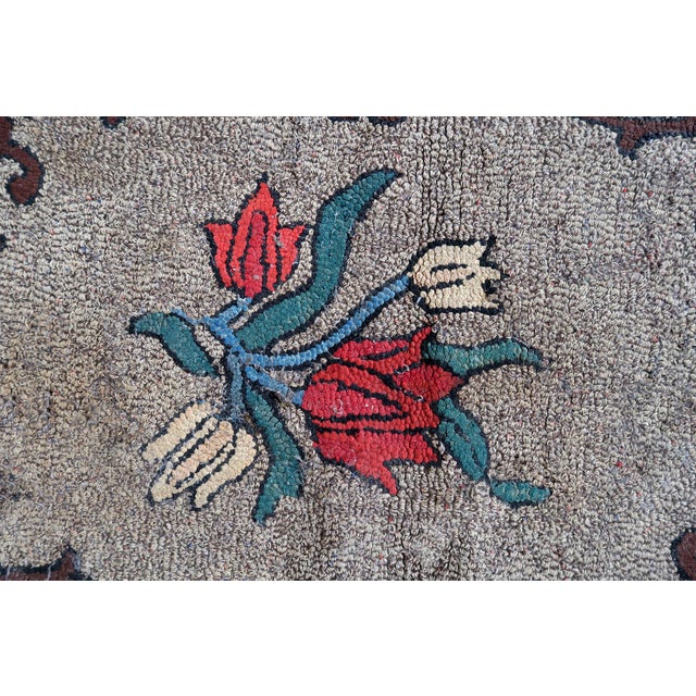 Late 19th Century Handmade Antique American Hooked Rug 2' X 3.3' (63cm X 101cm) 1880s For Sale - Image 5 of 7