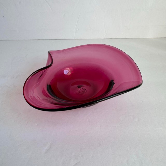 Vintage Pilgrim Art Glass Heart Dish Decorative Bowl Catchall Cranberry Pink For Sale - Image 10 of 12