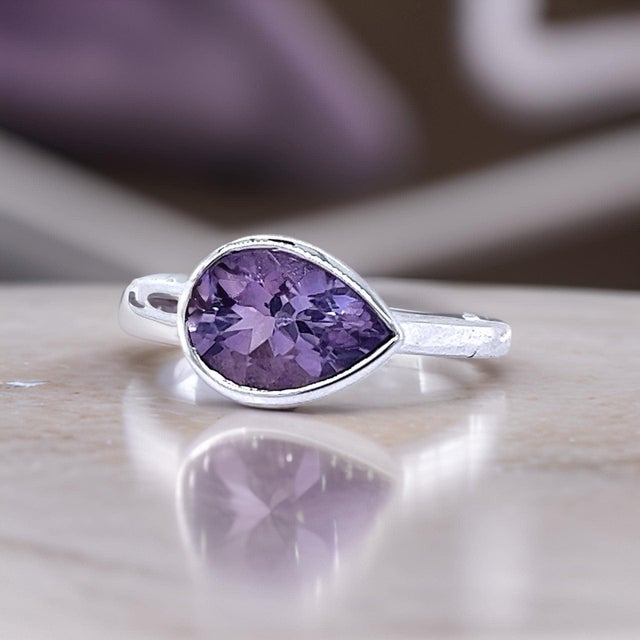 1990s 1990s Natural Amethyst Ring 6.5 14k W Gold 1.72 TCW Certified For Sale - Image 5 of 8