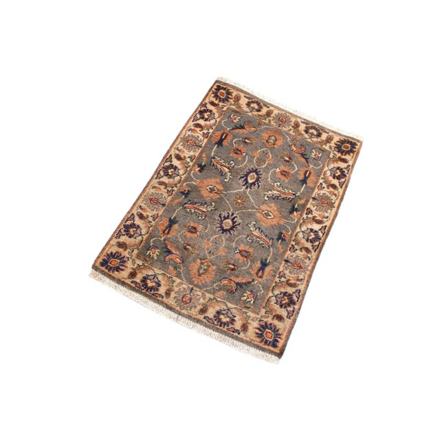 1990s Classic Ziegler Grey Ivory Hand-Knotted Wool Rug - 2'1'' X 2'11'' For Sale - Image 4 of 8