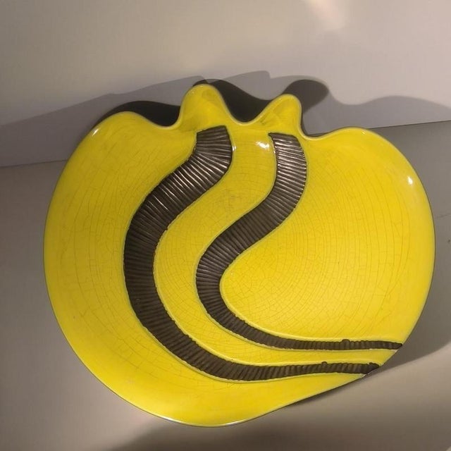 Freeform Cup Yellow and Black Glazed Ceramic by Elchinger, France, 1960 For Sale - Image 11 of 15