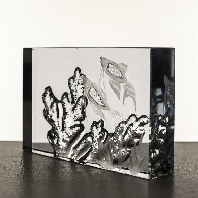 Clear Etched Art Glass Marine Scene from Strömbergshyttan, 1950s For Sale - Image 4 of 4