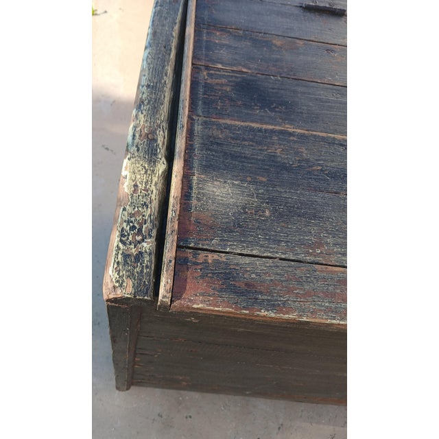 Late 19th Century Painted Pine Blanket Chest For Sale In Naples, FL - Image 6 of 17