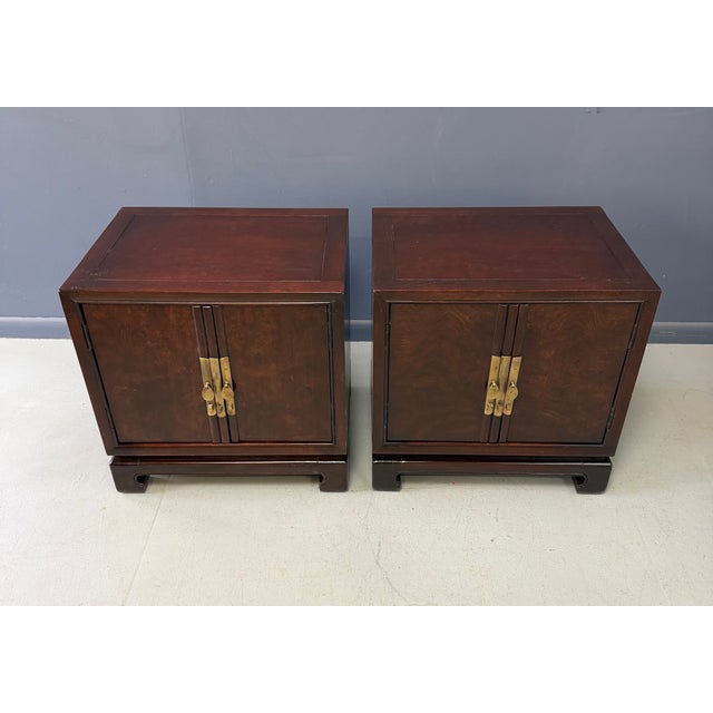 Asian Pair of Tai Ming Burl Wood Nightstands by Drexel, Asian Modern Style, 1970s For Sale - Image 3 of 13