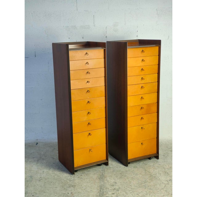 This well-designed chest of drawers visually convinces with its sympathetic construction realized by its remarkable...