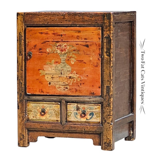 Early 20th Century Hand-Painted Mongolian Elmwood Chinese Chest Cabinet For Sale - Image 4 of 16