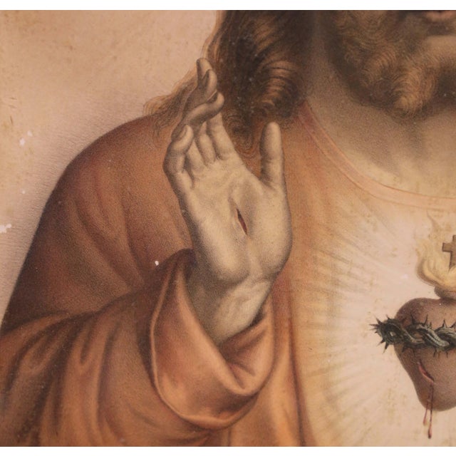 Wood Pair of 19th Century French Sacred Heart Jesus and Mary Oval Giltwood Frames For Sale - Image 7 of 13