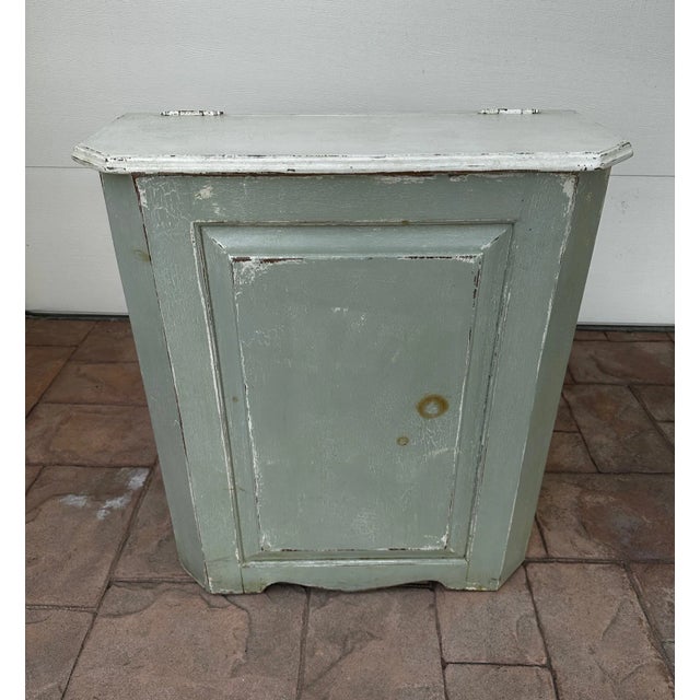 1990s Vintage Handmade Scandinavian/Farmhouse Wooden Hamper For Sale - Image 5 of 9