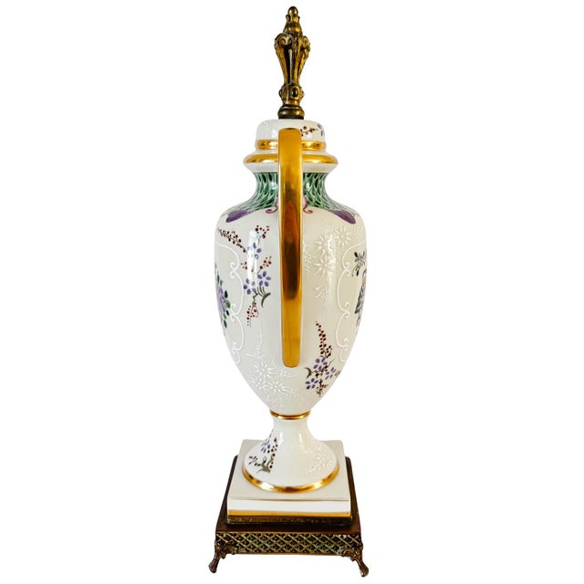 Ceramic Antique 19th Century Edmé Samson Hand-Painted Armorial Urns With Gilt Bronze Mounts - Pair For Sale - Image 7 of 17