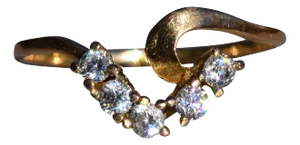 The Sasabe: Ladies 14K Yellow Gold Curved Ring set with Cubic Zirconia