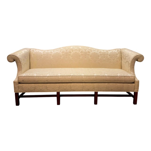 Vintage Chippendale Style Mahogany Frame Camel Back Ivory Damask Print Upholstered Sofa For Sale