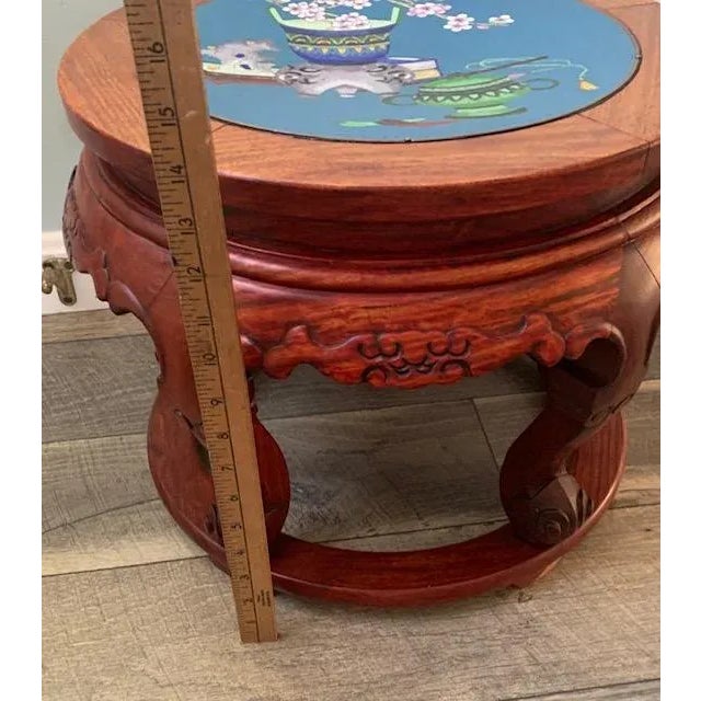Early 20th Century Chinese Hung Mu Wood and Cloisonné Drum Stool Stands - a Pair For Sale - Image 11 of 13