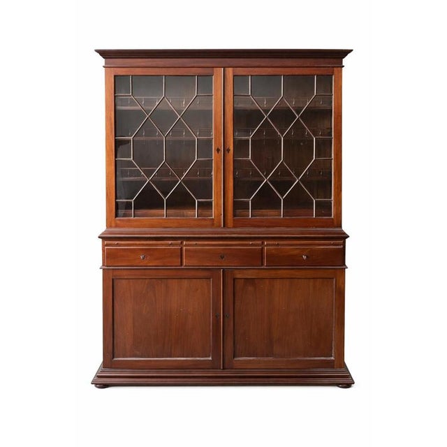 Portuguese China Cabinet in Mahogany For Sale - Image 6 of 6