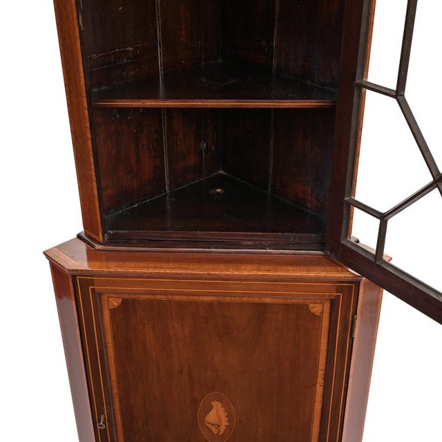 Georgina Mahogany Corner Cabinet with Glazed Upper Section, England, 1800 For Sale - Image 10 of 13