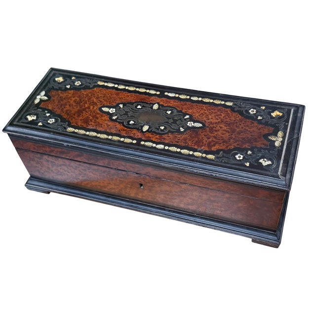 French Antique Louis Philippe French Inlaid Glove or Jewelry Box For Sale - Image 3 of 6