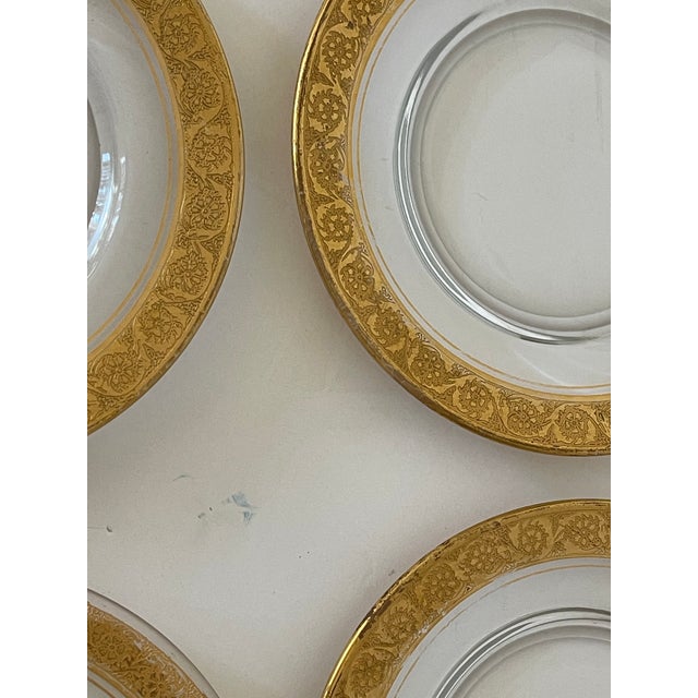 Moser Glassworks Splendid Antique Moser Glass Dessert Plates With Gold Trim- Set of 4 For Sale - Image 4 of 4