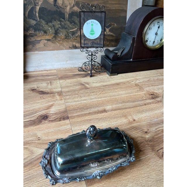 Up for consideration is a beautiful vintage small silver detailed etched butter dish. This would look lovely in your home...