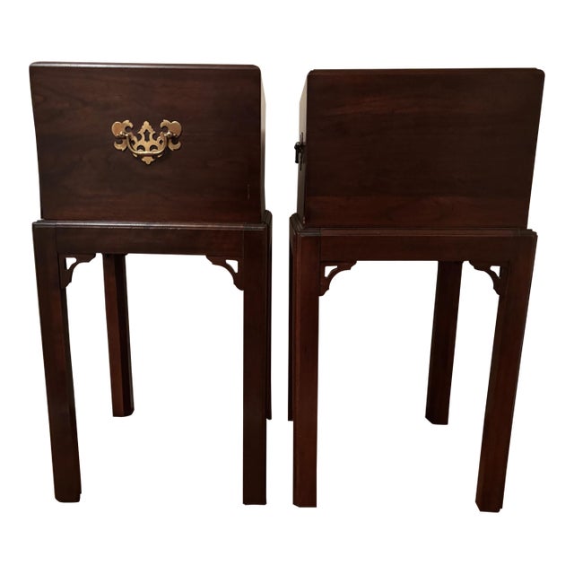 1970s Pair of Ethan Allen Cherry Wood Chippendale Style Jardinières For Sale