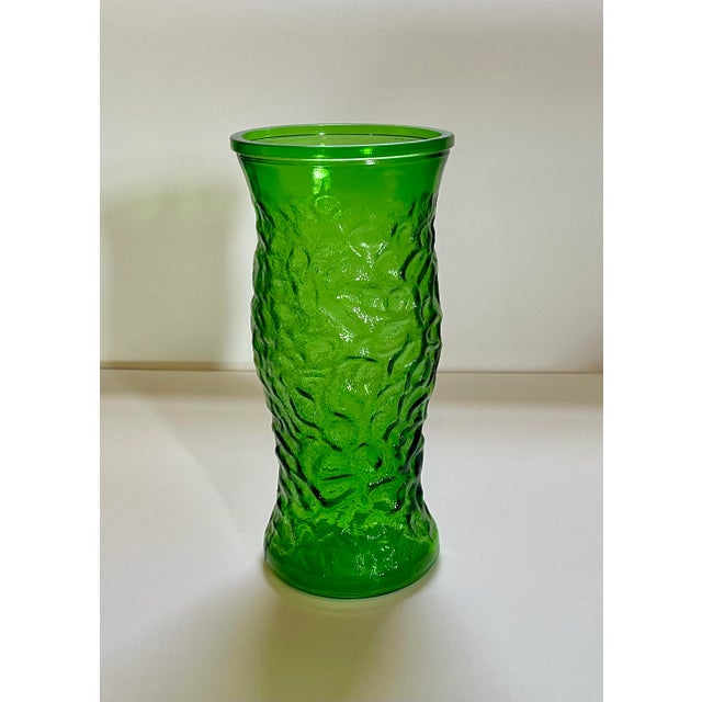 1960’s Textured Green Hoosier Glass Vase For Sale - Image 4 of 6