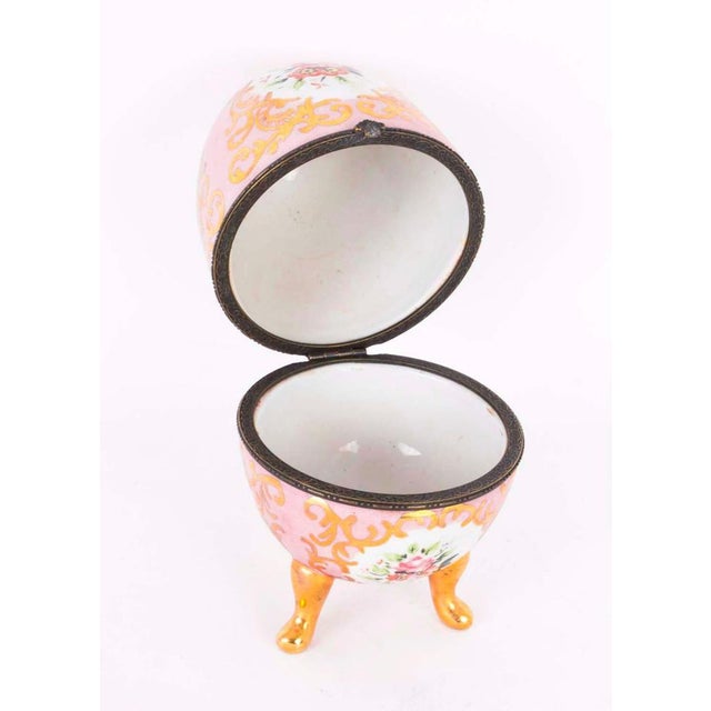 Pink Hand Painted Rose Pink Porcelain Egg in the Style of Dresden For Sale - Image 8 of 13