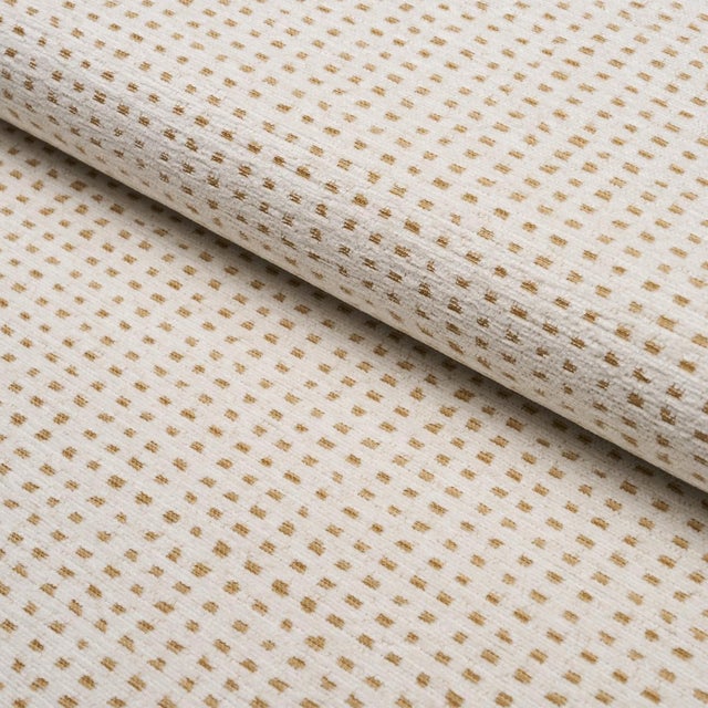 Sample - Schumacher Jasper Performance Chenille Fabric In Pearl For Sale