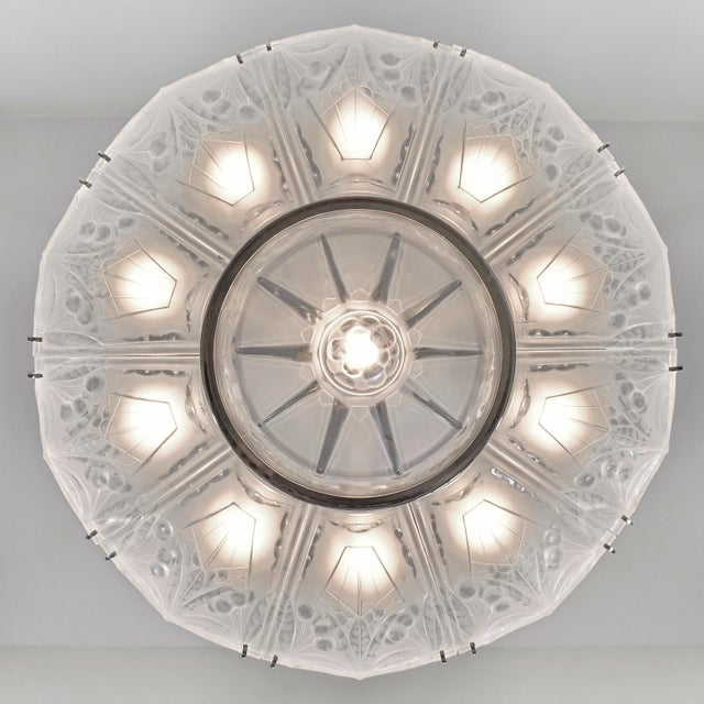 French Art Deco Chandelier by Marius Sabino 1920s France For Sale - Image 6 of 13