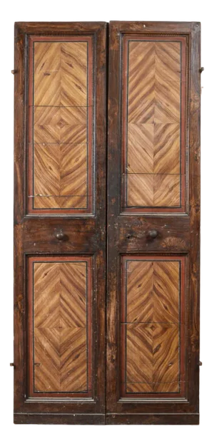Faux Wooden Door with Closure and Lacquer Decorations