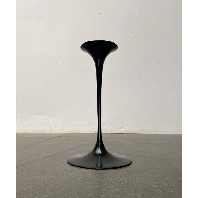 Metal Mid-Century Modern Space Age Black Tulip Side Table Base by Eero Saarinen for Knoll International, 1960s For Sale - Image 7 of 18