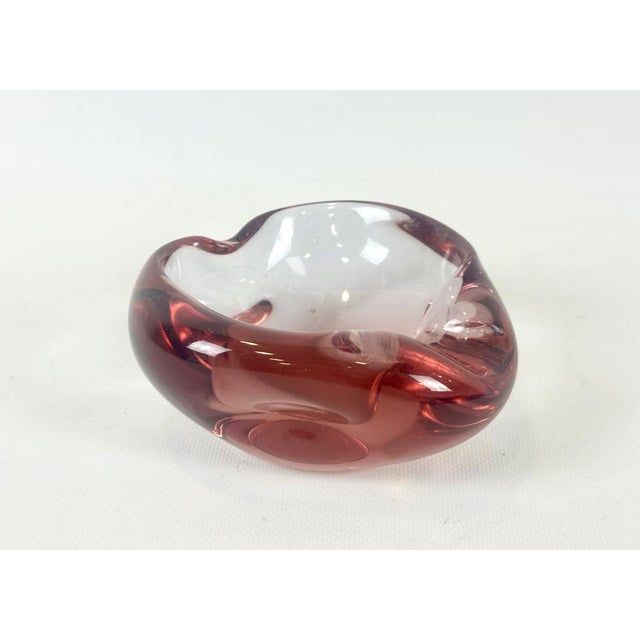 Art Glass Ashtray attributed to Josef Hospodka for Chribska Sklarna, 1960s For Sale - Image 4 of 11
