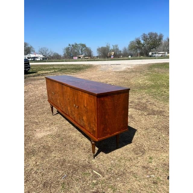 1940s French Art Deco Burl Walnut Sideboard / Buffet For Sale - Image 9 of 13