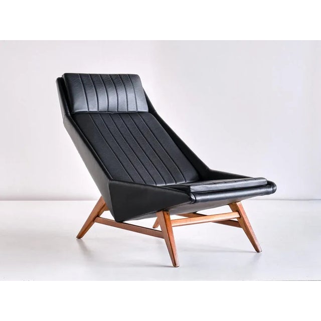 Mid-Century Modern Lounge Chair in Leather and Beech by Svante Skogh for AB Hjertquist & Co, Sweden, 1955 For Sale - Image 3 of 12