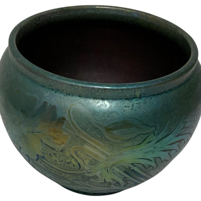 1900 - 1909 Antique Weller Sicard Sicardo Art Nouveau Iridescent Floral Jardiniere C. 1902-1907 For Sale - Image 5 of 10