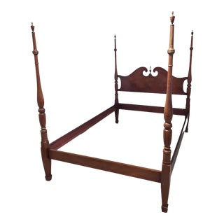 Circa 1940s Drexel Travis Court Collection Mahogany Poster Full Size Bed For Sale