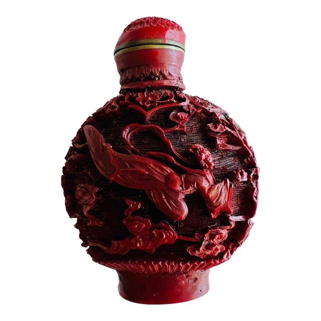 Vintage Carved Cinnabar Snuff Bottle With Qianlong Reign Mark For Sale