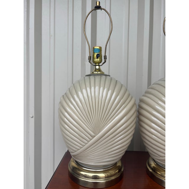 Karl Springer Sculptural Postmodern Ivory Ceramic Spiral Shell Table Lamps, 24”h, a Pair For Sale - Image 4 of 11