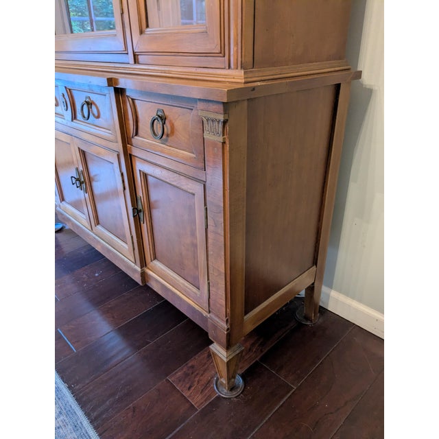 Mid 20th Century Mid Century Thomasville China Cabinet Hutch For Sale - Image 5 of 8
