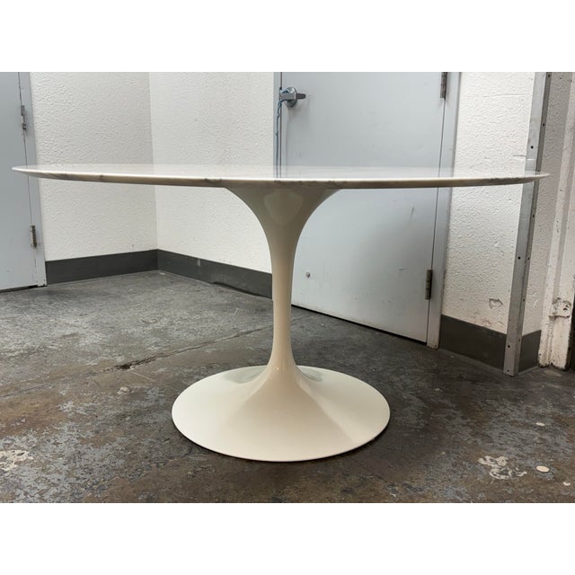 Knoll Eero Saarinen for Knoll Studio Arabescato Marble Dining Table, 54 Inches For Sale - Image 4 of 12