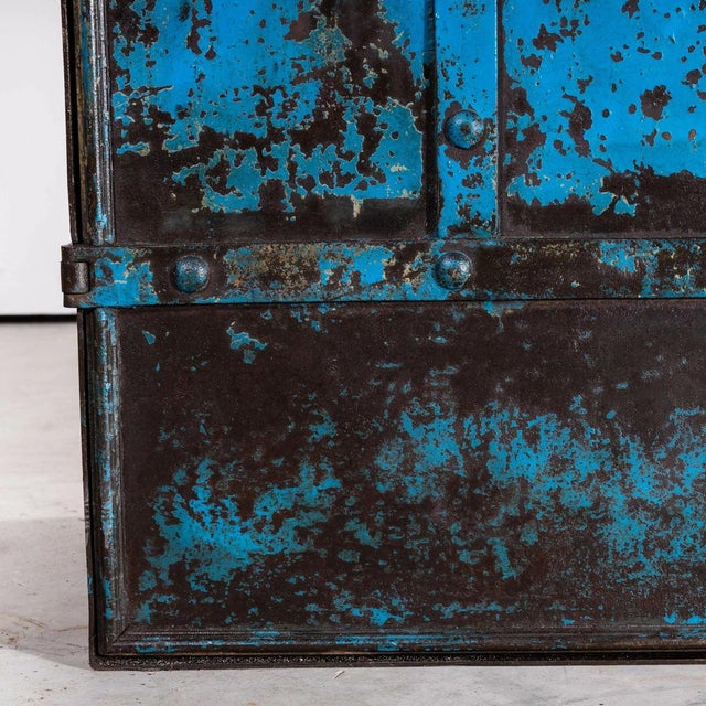 English Industrial Strong Locker, 1920s For Sale - Image 3 of 15