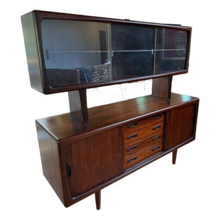 1960s Vintage Mid-Century Danish Modern h.p. Hansen Rosewood Sideboard & Hutch For Sale